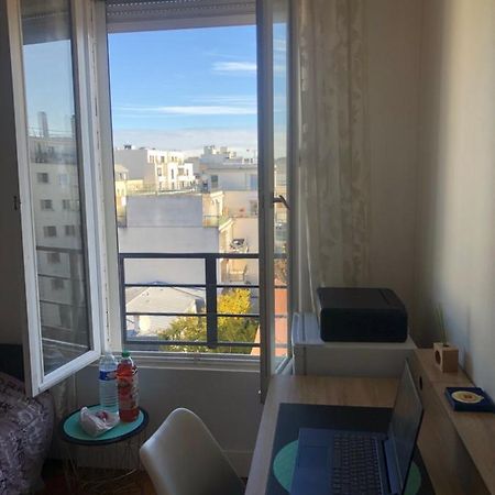 Appartement Tres Calme A 10Mn De Paris - Woman & Couples Only Курбьовоа Екстериор снимка