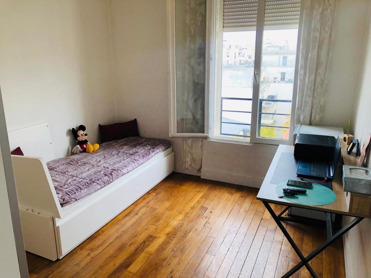 Appartement Tres Calme A 10Mn De Paris - Woman & Couples Only Курбьовоа Екстериор снимка