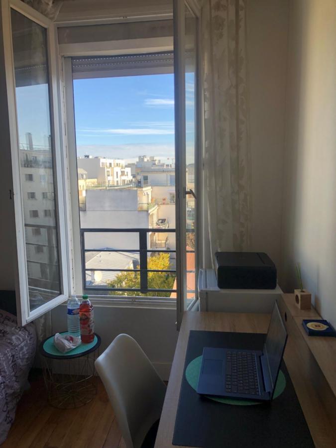 Appartement Tres Calme A 10Mn De Paris - Woman & Couples Only Курбьовоа Екстериор снимка